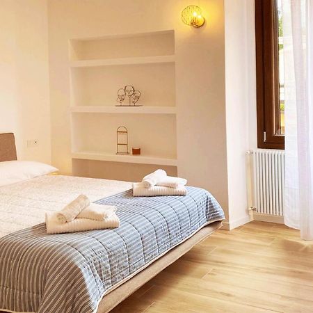 Eva Apartament Baveno Buitenkant foto